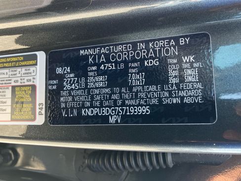 Used 2025 Kia Sportage LX FWD image 39