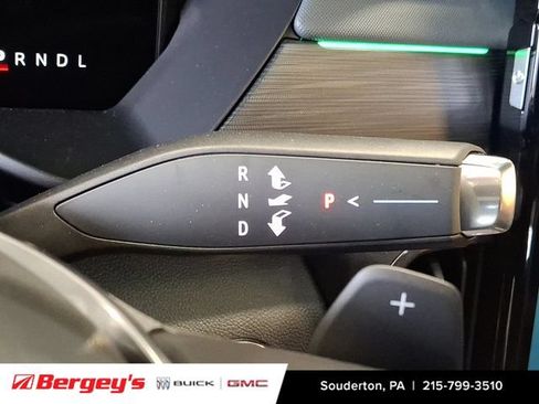 New 2026 GMC Acadia AT4 w/ Luxury Package AWD/4WD image 12