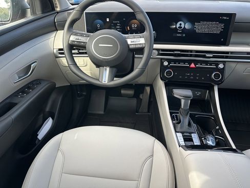 New 2026 Hyundai Tucson SEL image 17