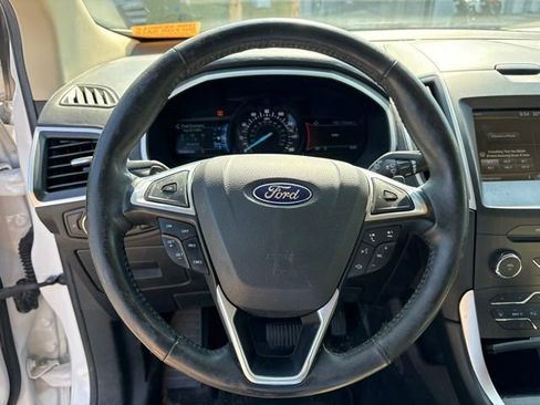 Used 2015 Ford Edge SEL w/ Equipment Group 201A FWD image 10