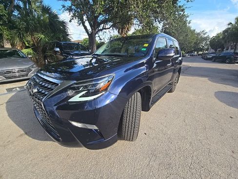 Used 2020 Lexus GX 460 Premium w/ Premium Package AWD/4WD image 12