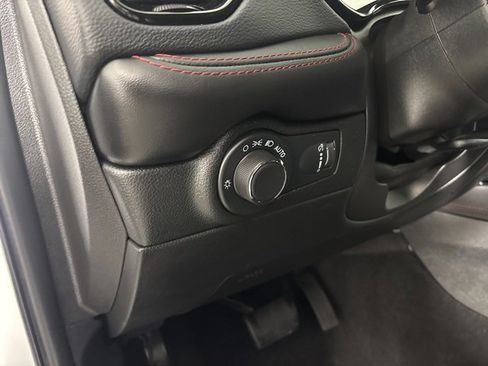 Certified 2023 Dodge Durango GT image 14