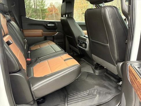 Certified 2021 Chevrolet Silverado 1500 High Country w/ LPO, Dark Essentials Package image 17