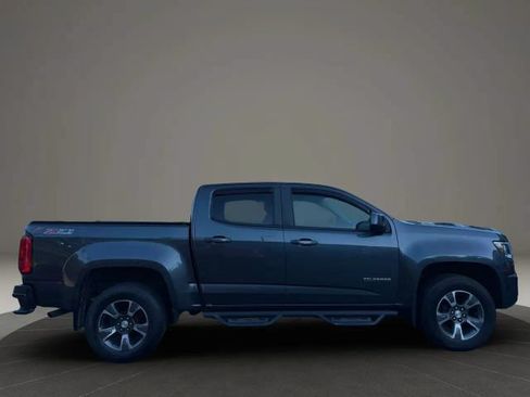 Used 2016 Chevrolet Colorado Z71 AWD/4WD image 4