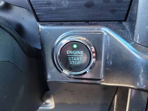 Used 2022 Ford F150 XLT w/ Equipment Group 302A High image 28