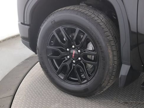 Used 2025 GMC Sierra 1500 Elevation AWD/4WD image 13