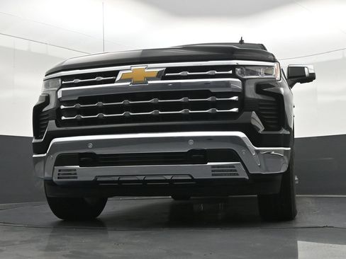 Used 2024 Chevrolet Silverado 1500 LTZ RWD image 31
