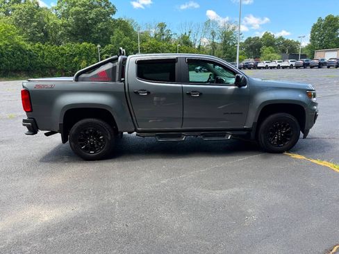 Used 2022 Chevrolet Colorado Z71 w/ Trail Boss Package AWD/4WD image 3