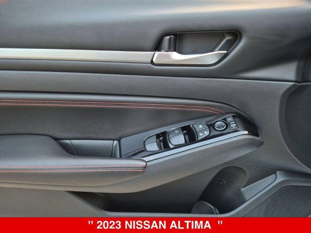 Certified 2023 Nissan Altima 2.5 SR AWD/4WD image 12