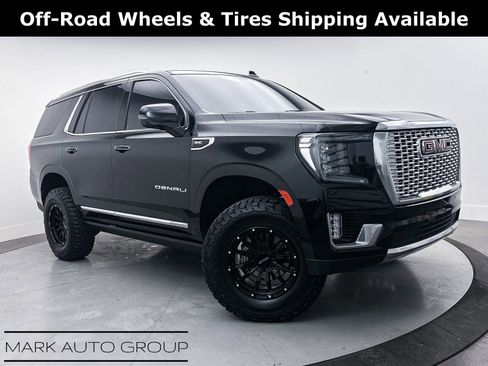 Used 2022 GMC Yukon Denali w/ Advanced Technology Package image 1