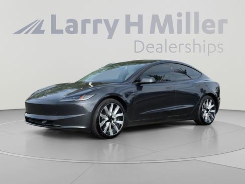 Used 2025 Tesla Model 3 Long Range AWD/4WD image 2
