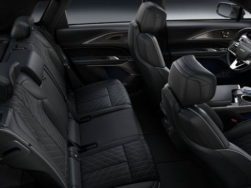 New 2026 Cadillac Lyriq V AWD/4WD image 13