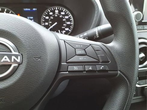 Used 2024 Nissan Sentra S image 18