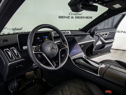 Used 2025 Mercedes-Benz S 580 4MATIC Sedan image 20