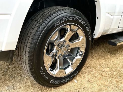 Used 2025 RAM 1500 Lone Star AWD/4WD image 3
