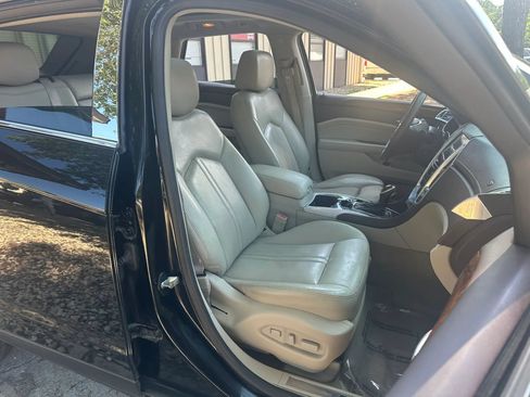Used 2014 Cadillac SRX Luxury w/ Driver Awareness Package FWD image 29