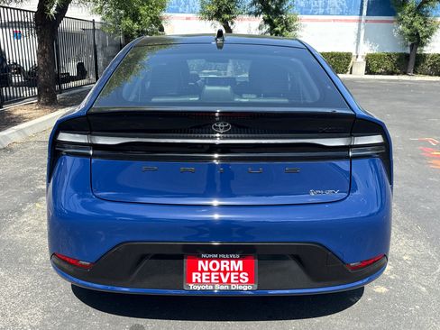 New 2026 Toyota Prius Plug-In Hybrid FWD image 7