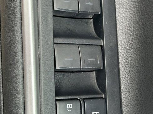 Used 2021 Toyota Highlander XSE image 26