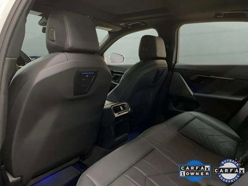 Used 2025 BMW 530i xDrive image 18