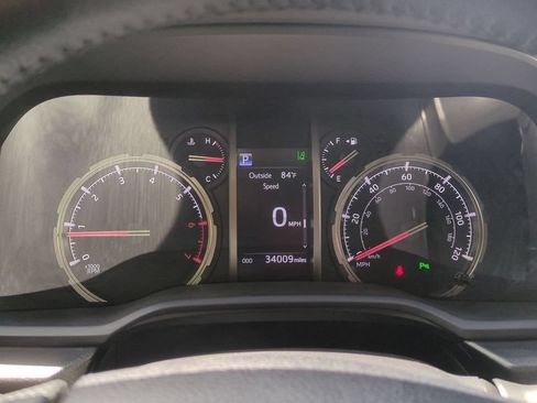 Used 2024 Toyota 4Runner Limited AWD/4WD image 17