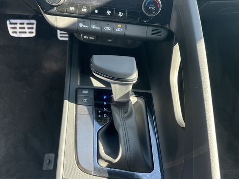 New 2026 Hyundai Elantra Sport FWD image 21
