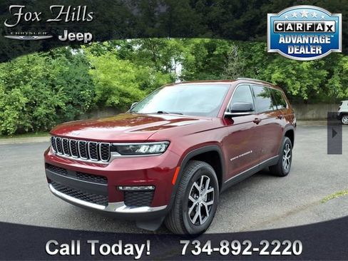Used 2023 Jeep Grand Cherokee L Limited AWD/4WD image 3