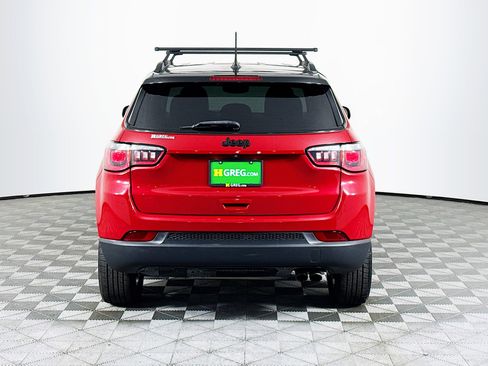 Used 2019 Jeep Compass Latitude FWD image 8