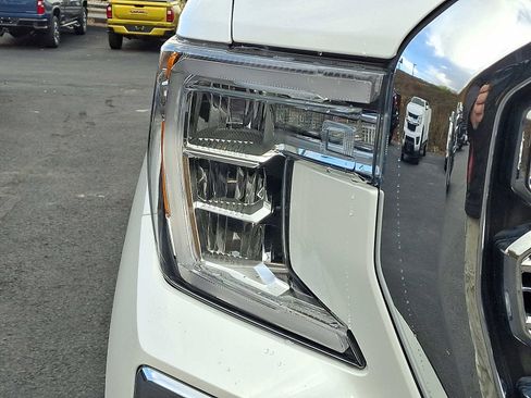 Used 2021 GMC Sierra 1500 Denali w/ Denali Premium Package image 10