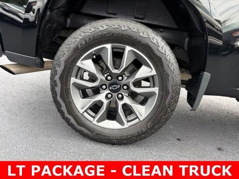 Used 2023 Chevrolet Silverado 1500 LT AWD/4WD image 7
