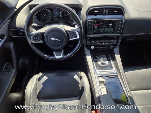 Used 2018 Jaguar F-PACE R-Sport AWD/4WD image 14