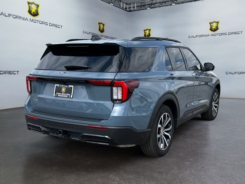 Used 2025 Ford Explorer ST-Line w/ Premium Package RWD image 5