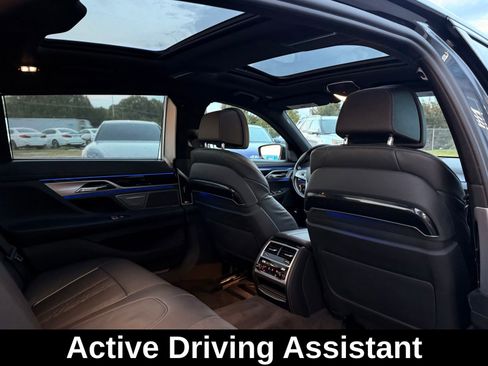 Used 2018 BMW 750i xDrive image 20