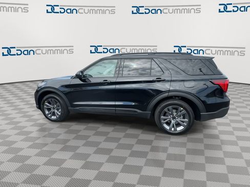New 2026 Ford Explorer Active AWD/4WD image 5