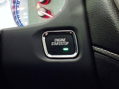 Used 2023 GMC Acadia Denali w/ Denali Ultimate Package image 15