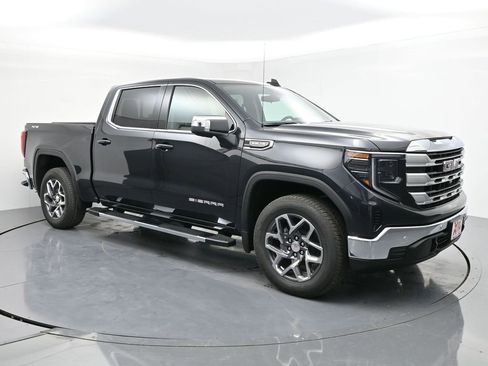 New 2026 GMC Sierra 1500 SLE w/ Preferred Package image 7