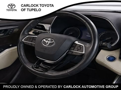 Used 2021 Toyota Highlander Platinum AWD/4WD image 20