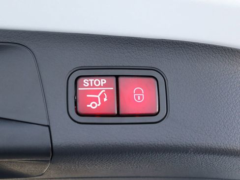 New 2025 Mercedes-Benz GLA 250 GLA 250 image 16