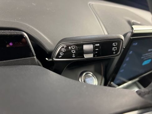 New 2026 Lincoln Nautilus Reserve image 23