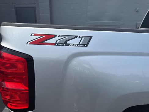 Used 2018 Chevrolet Silverado 1500 LT w/ All Star Edition image 9