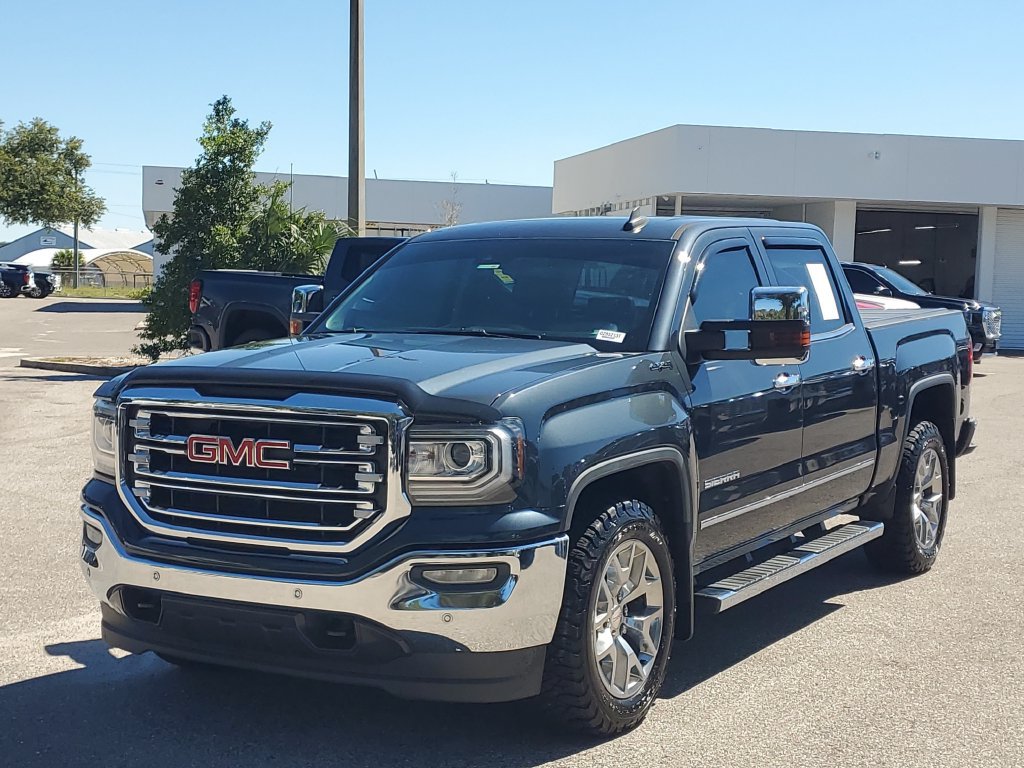 Used 2018 GMC Sierra 1500 SLT w/ SLT Premium Package AWD/4WD image 3