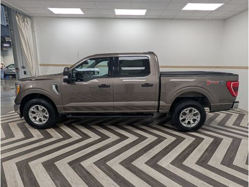 Used 2022 Ford F150 XLT w/ Equipment Group 301A Mid AWD/4WD image 3