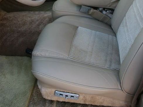 Used 1990 Jeep Grand Wagoneer image 55