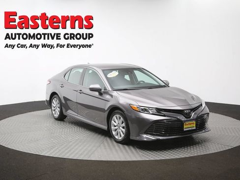 Used 2019 Toyota Camry LE FWD image 48