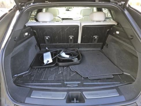 Used 2024 Cadillac Lyriq Luxury image 9