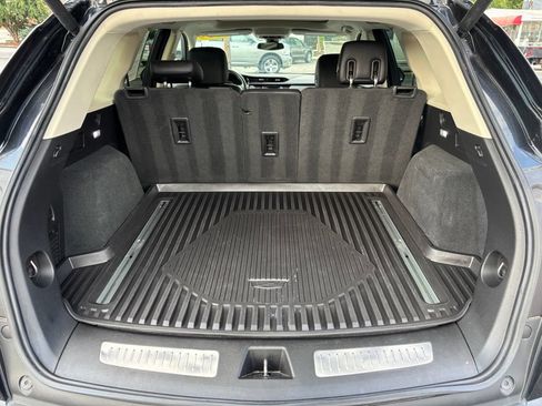 Used 2019 Cadillac XT5 Luxury AWD/4WD image 11