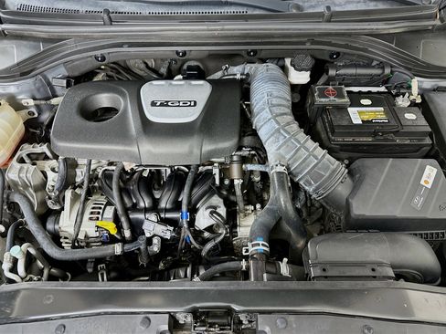 Used 2018 Hyundai Elantra Sport FWD image 33