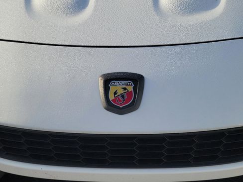 Used 2017 FIAT 124 Spider Abarth image 14