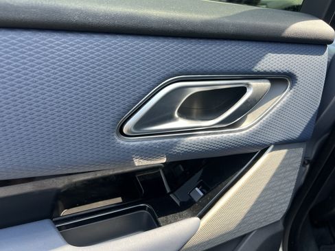 Used 2023 Land Rover Range Rover Velar R-Dynamic S AWD/4WD image 28