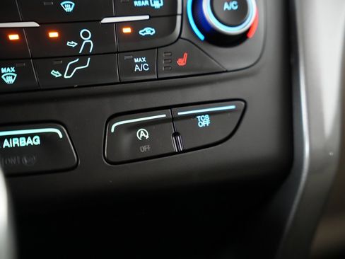 Used 2018 Ford Escape SE image 23