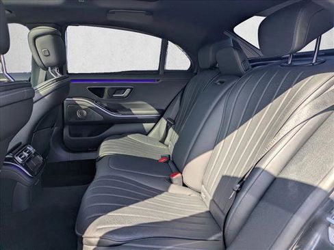 Used 2022 Mercedes-Benz S 500 4MATIC image 20
